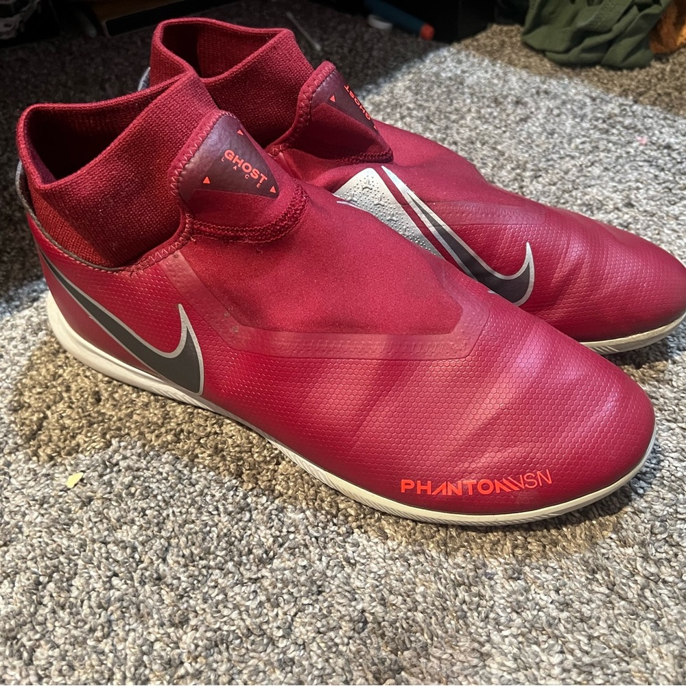 Nike Phantom VSN size 11